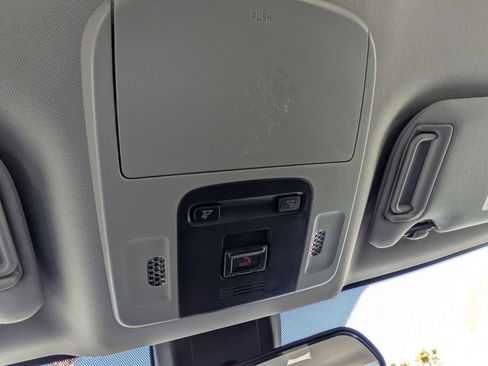 Used 2024 Toyota Camry SE image 21