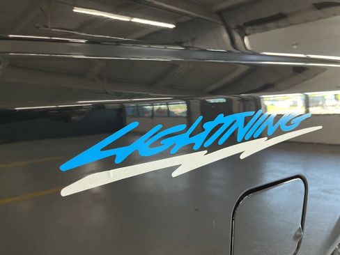 Used 1993 Ford F150 Lightning image 3