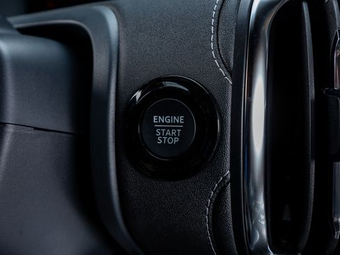 Used 2025 Ford Expedition Platinum w/ Stealth Performance Package image 20