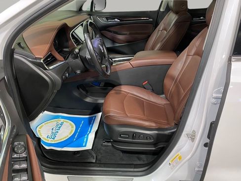 Used 2021 Buick Enclave Avenir w/ Avenir Technology Package AWD/4WD image 13