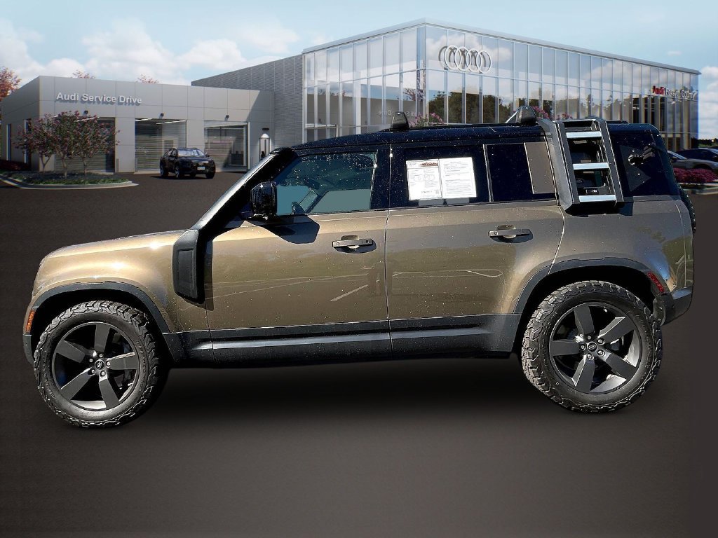 Used 2020 Land Rover Defender 110 HSE AWD/4WD image 4