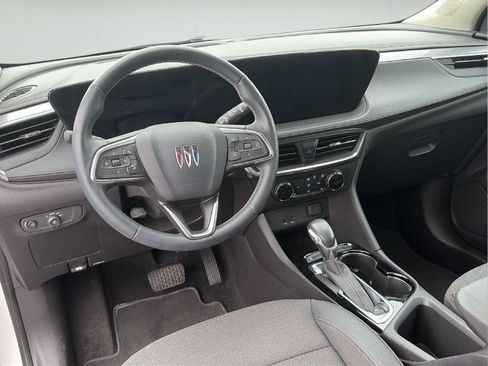 Used 2024 Buick Encore GX Preferred w/ Comfort Package FWD image 20