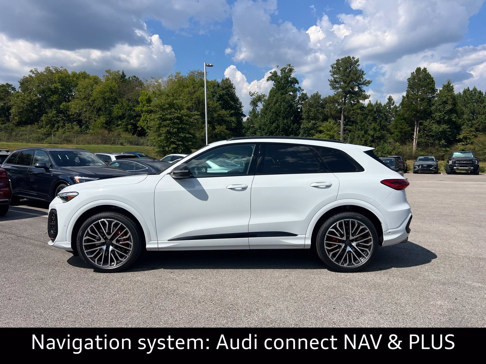 New 2026 Audi SQ5 Premium Plus AWD/4WD image 3