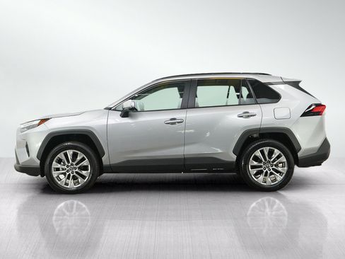 Used 2025 Toyota RAV4 XLE Premium w/ Weather Package AWD/4WD image 2
