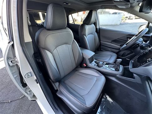 Certified 2025 Subaru Crosstrek 2.5i Limited w/ Crosstrek Mirror Package image 15