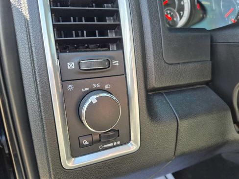 Used 2022 RAM 1500 Classic SLT w/ Protection Group AWD/4WD image 13