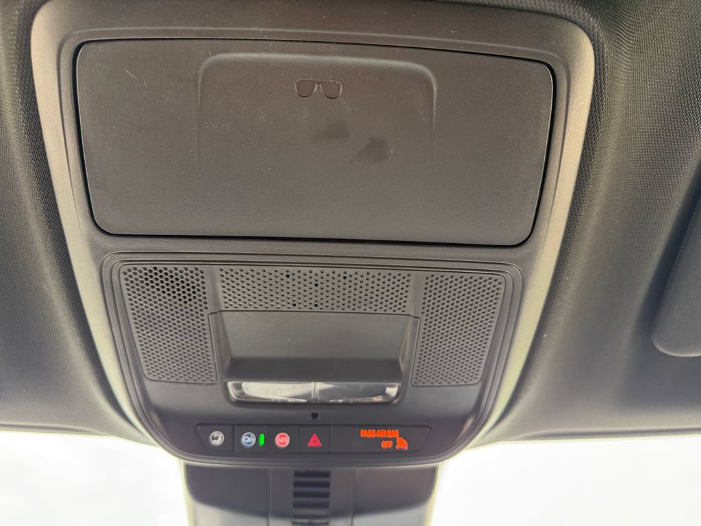 Used 2026 Buick Enclave Sport Touring w/ Super Cruise Package FWD image 35