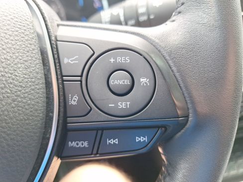 Used 2022 Toyota RAV4 XSE AWD/4WD image 20