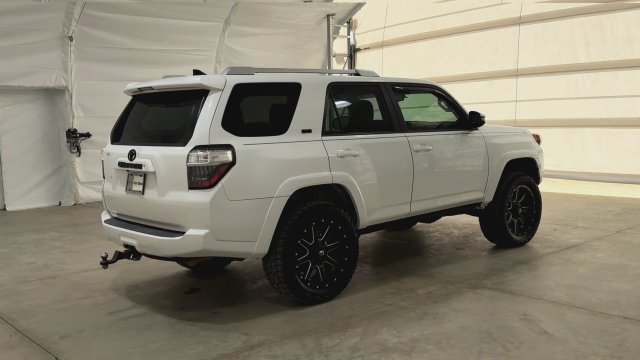 Used 2018 Toyota 4Runner SR5 Premium RWD image 4