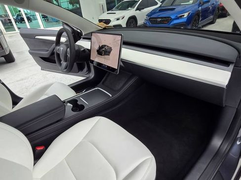 Used 2023 Tesla Model 3 Standard Range RWD image 23