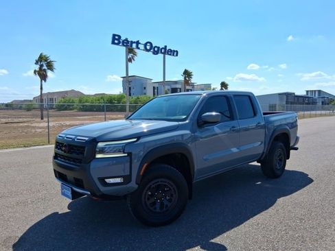 Used 2025 Nissan Frontier PRO-4X AWD/4WD image 1