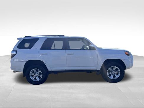 Used 2021 Toyota 4Runner SR5 image 2