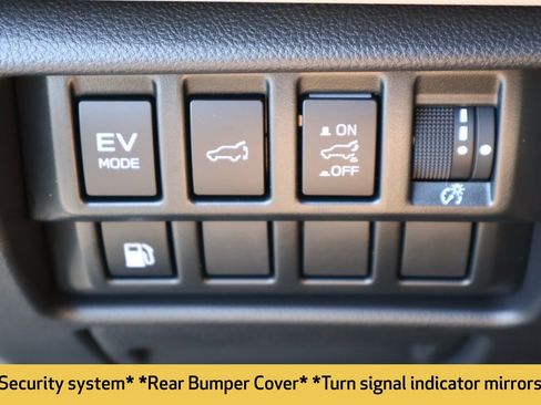 Used 2025 Subaru Forester Limited w/ Popular Package image 12