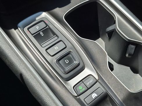 Used 2018 Honda Accord Hybrid image 23