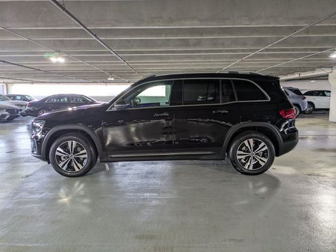 Used 2025 Mercedes-Benz GLB 250 image 12