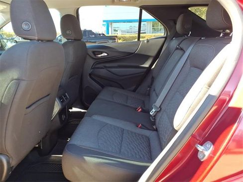 Used 2020 Chevrolet Equinox LT image 19