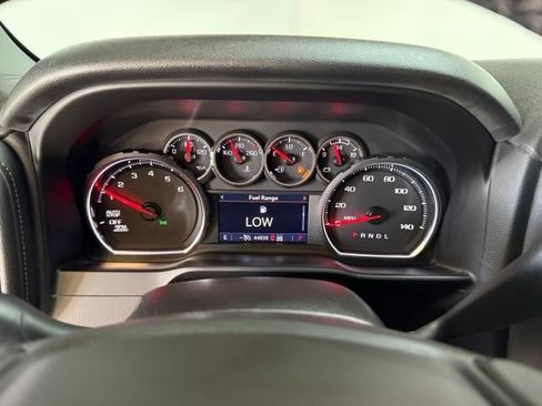 Used 2021 Chevrolet Silverado 1500 LT AWD/4WD image 29