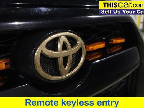 Used 2016 Toyota 4Runner SR5 image 12