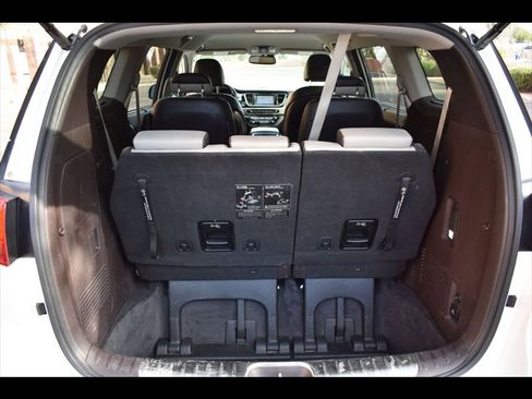 Used 2018 Kia Sedona SX Limited FWD image 26