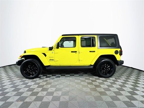 Used 2023 Jeep Wrangler Unlimited Sahara w/ Cold Weather Group image 5