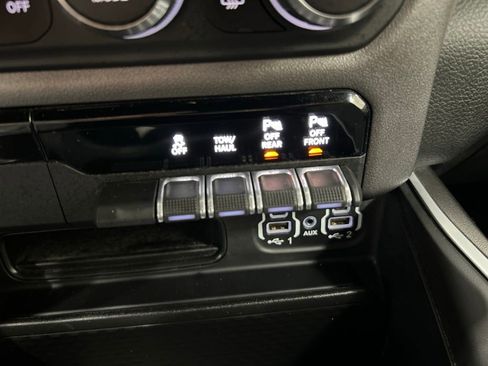 Used 2021 RAM 1500 Big Horn AWD/4WD image 24