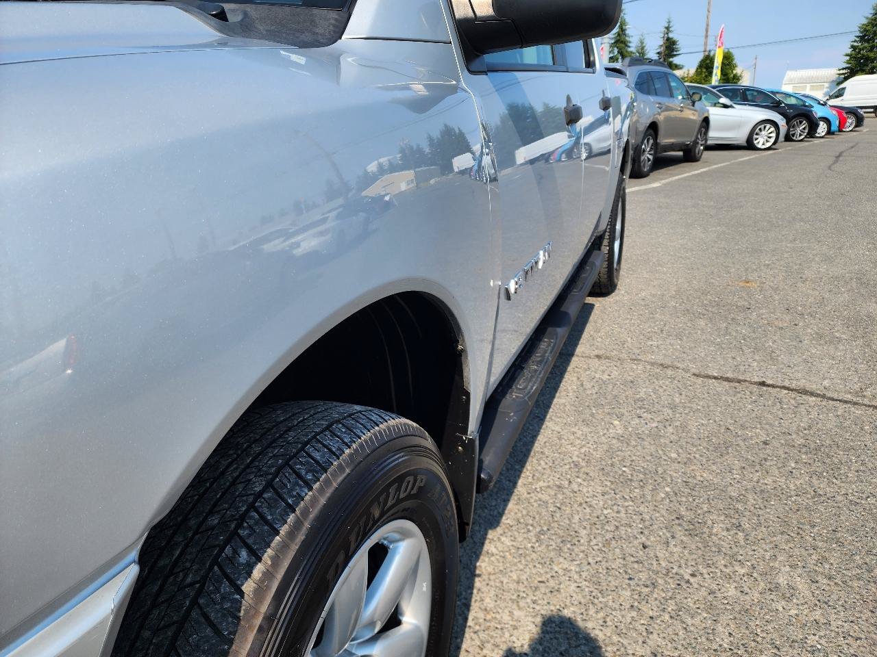 Used 2014 Nissan Titan S AWD/4WD image 28