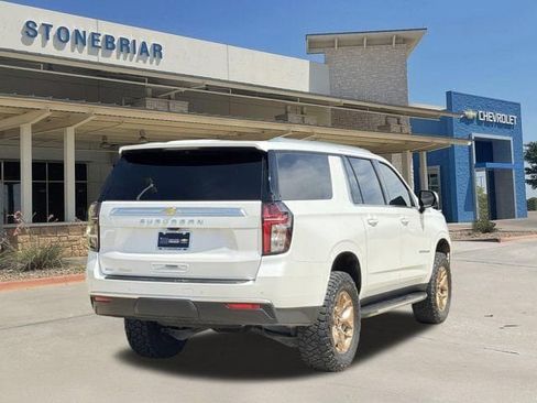 Used 2023 Chevrolet Suburban High Country w/ Max Trailering Package AWD/4WD image 5