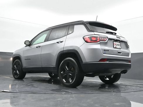 Used 2019 Jeep Compass Latitude AWD/4WD image 28