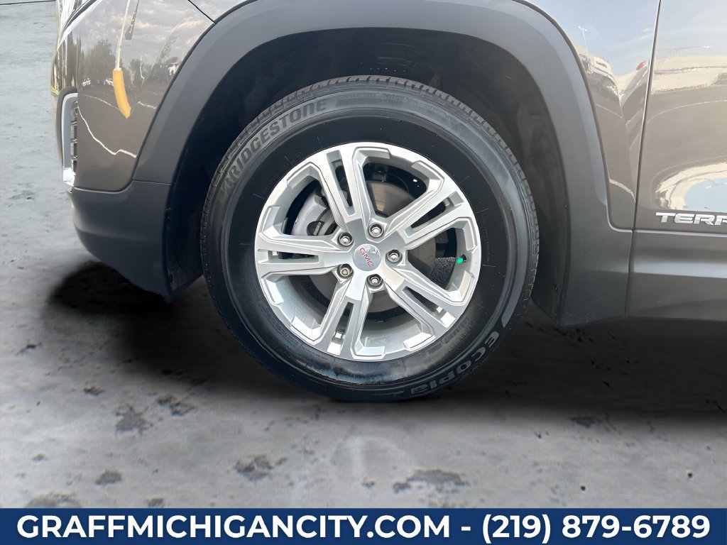 Used 2020 GMC Terrain SLE w/ Driver Convenience Package AWD/4WD image 41
