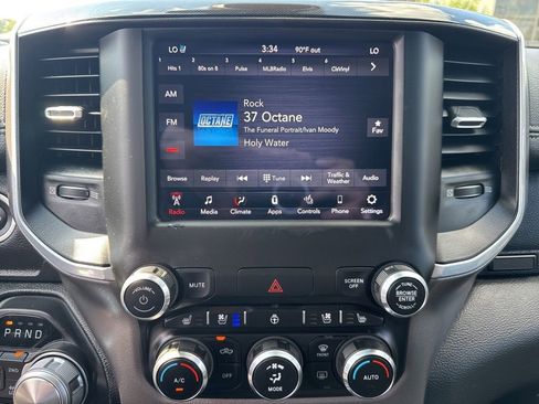 Used 2020 RAM 1500 Laramie w/ Sport Appearance Package image 39