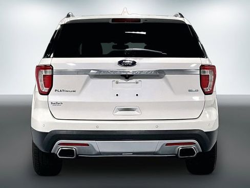 Used 2017 Ford Explorer Platinum AWD/4WD image 7