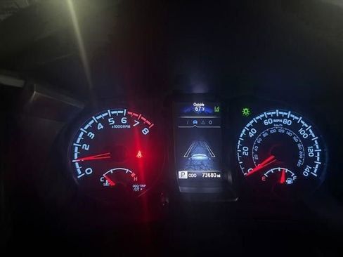 Used 2021 Toyota Tacoma SR image 33