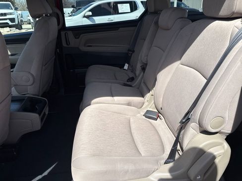 Used 2022 Honda Odyssey EX image 25