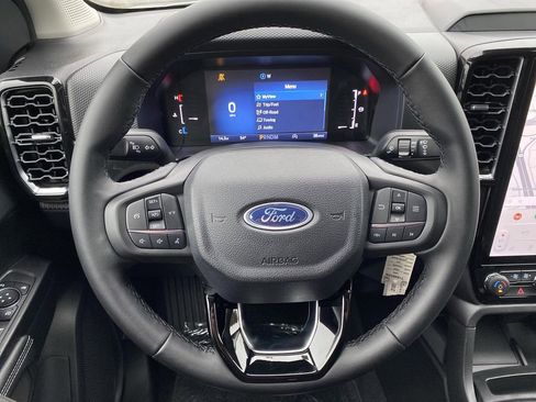 New 2025 Ford Ranger XLT w/ Equipment Group 301A High image 19