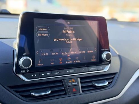 Used 2021 Nissan Altima 2.5 S image 12