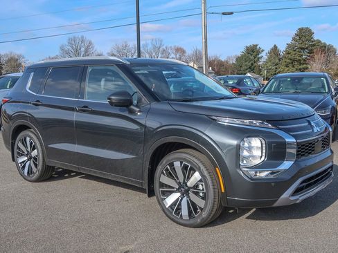 New 2026 Mitsubishi Outlander SEL AWD/4WD image 8