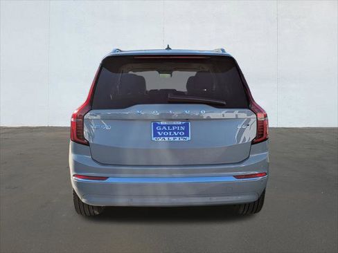 New 2026 Volvo XC90 B6 Ultra image 5