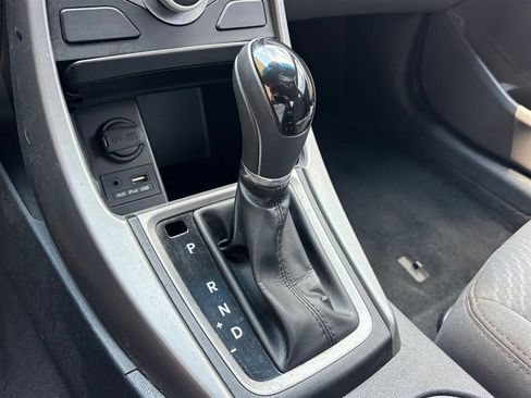 Used 2015 Hyundai Elantra SE w/ Option Group 02 FWD image 27