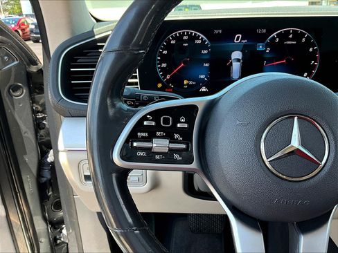Used 2020 Mercedes-Benz GLS 450 4MATIC image 11