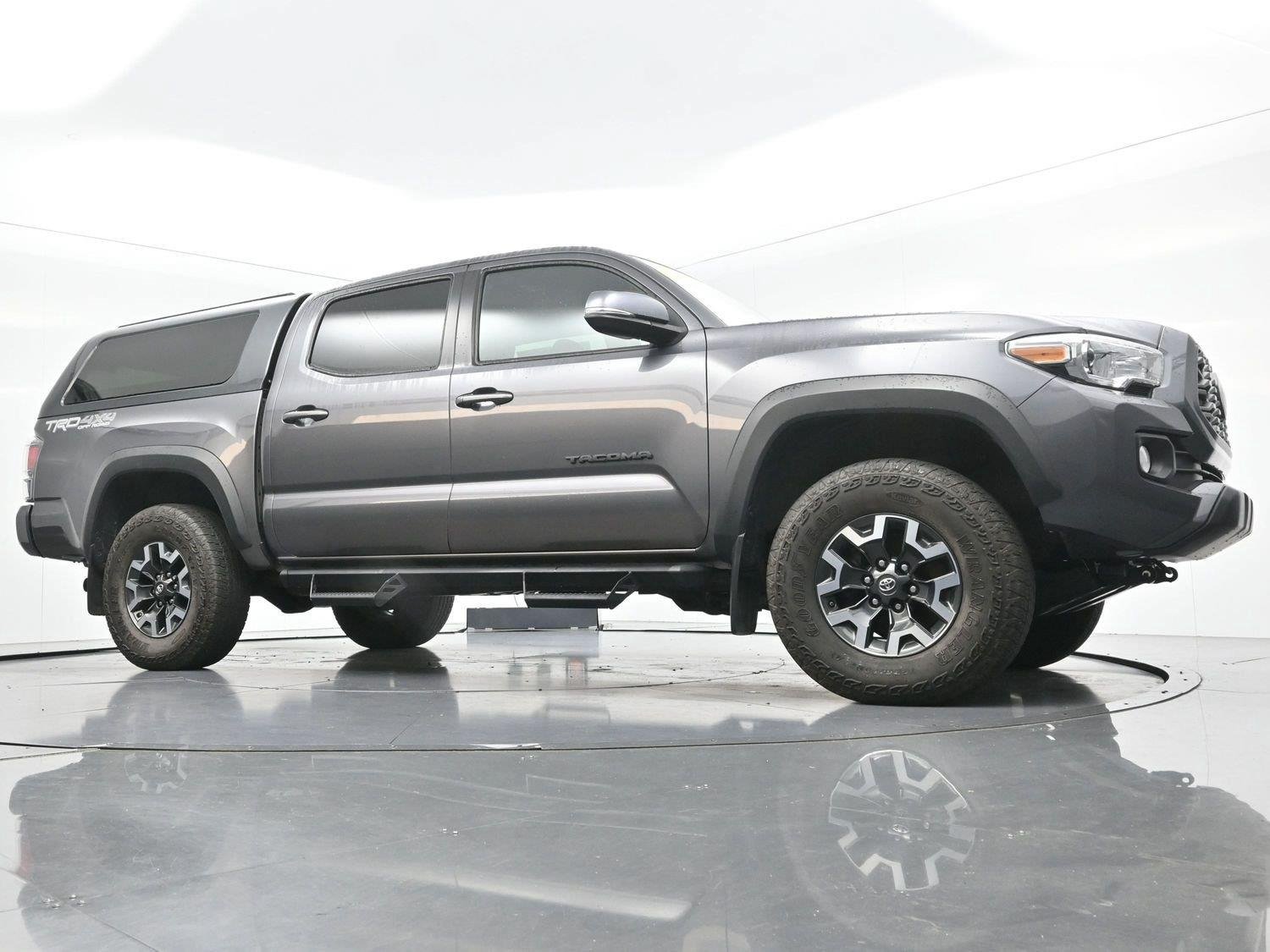 Used 2021 Toyota Tacoma TRD Off-Road w/ Technology Package AWD/4WD image 44