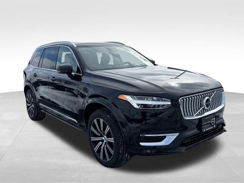 Used 2024 Volvo XC90 B6 Plus image 34
