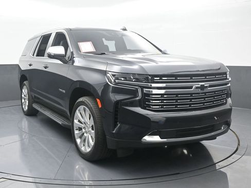 Used 2024 Chevrolet Tahoe Premier w/ Premium Package image 9