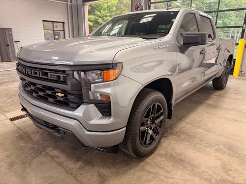Used 2024 Chevrolet Silverado 1500 Custom AWD/4WD image 5