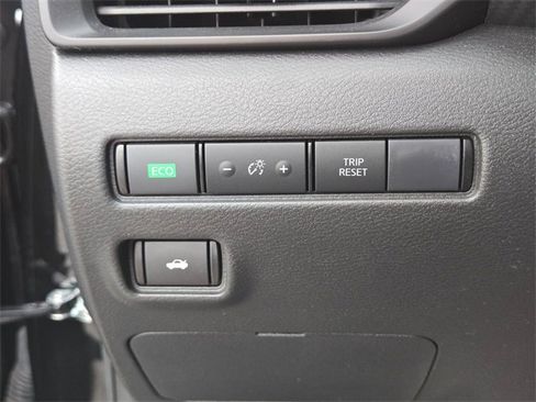 Used 2025 Nissan Sentra S w/ Lighting Package image 35