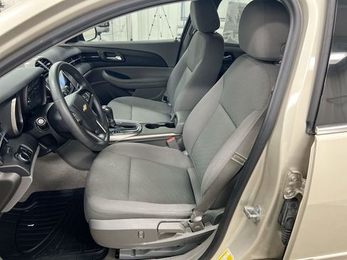 Used 2013 Chevrolet Malibu LS w/ Protection Package FWD image 18