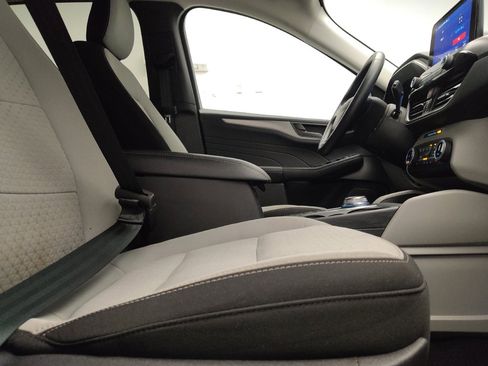Used 2024 Ford Escape Active w/ Cold Weather Package FWD image 21