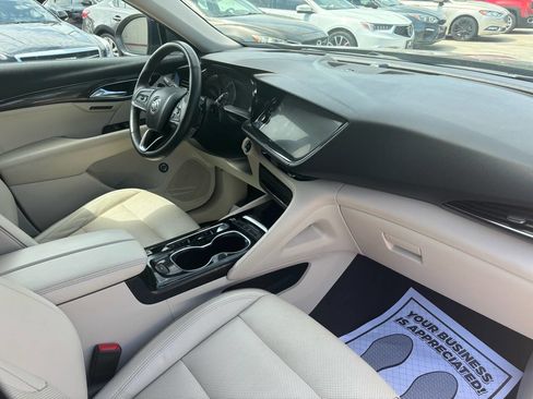Used 2021 Buick Envision Essence image 22