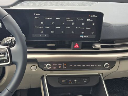 New 2026 Kia Carnival SX w/ SX Dark Edition Package FWD image 8