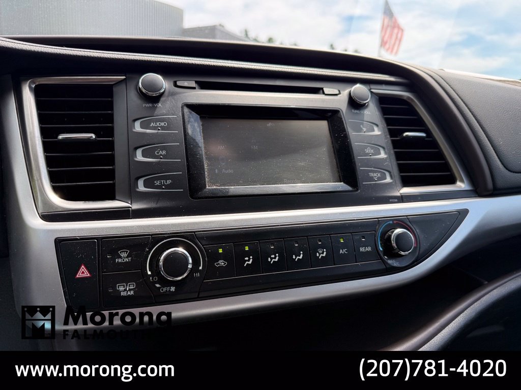 Used 2018 Toyota Highlander LE AWD/4WD image 44