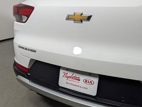 Used 2021 Chevrolet TrailBlazer LT w/ Premium Seating Package image 8